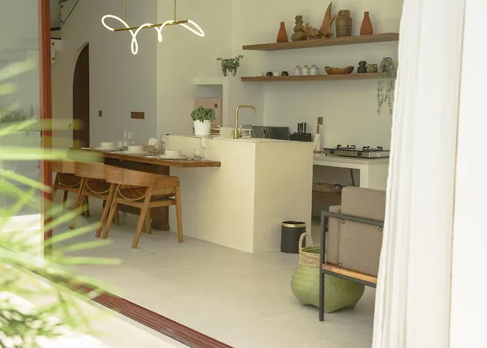 New Luxury Twenty Seven - Private Pool - 5 Minutes To Villa